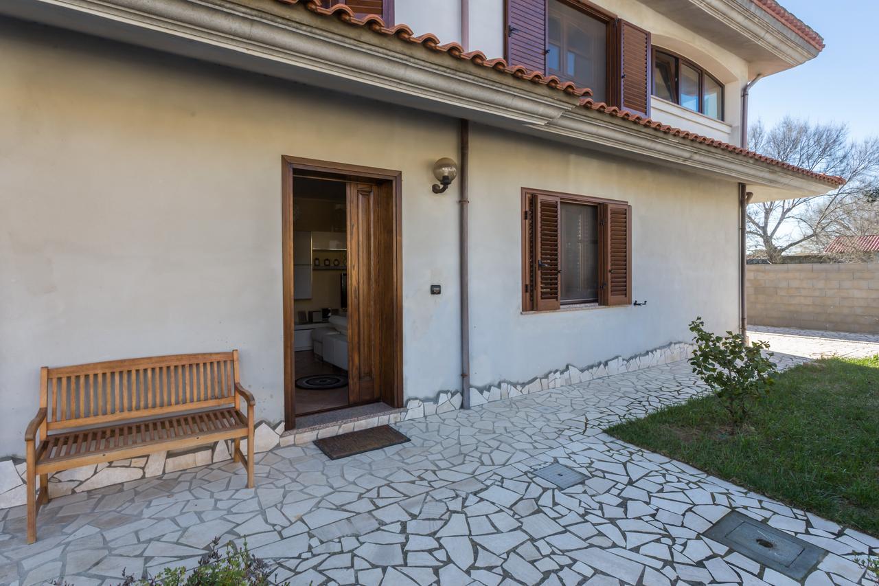 Anaelehouseapartments Ltb Arborea Exterior foto